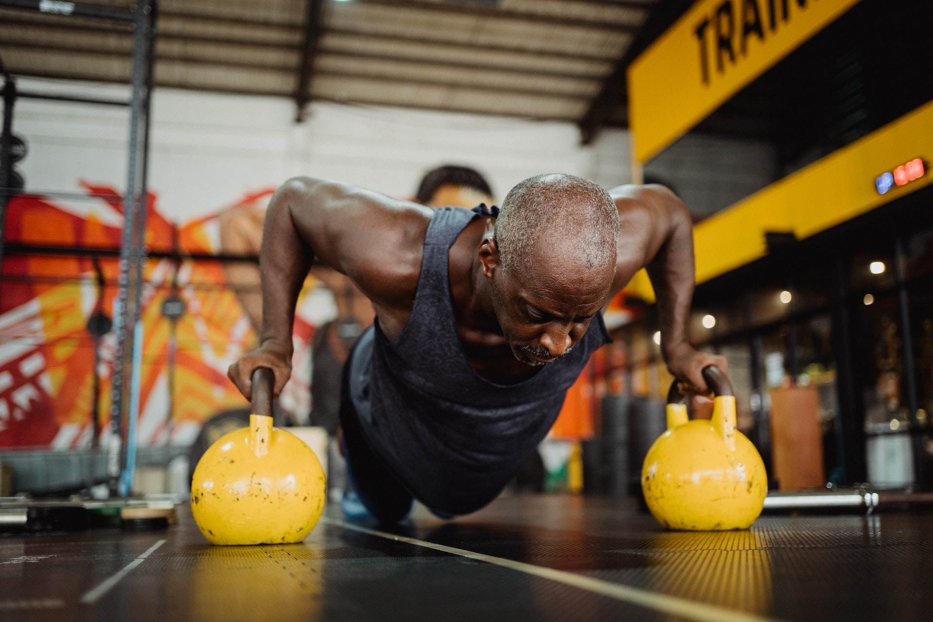 Venta de equipo online de pesas para gimnasio