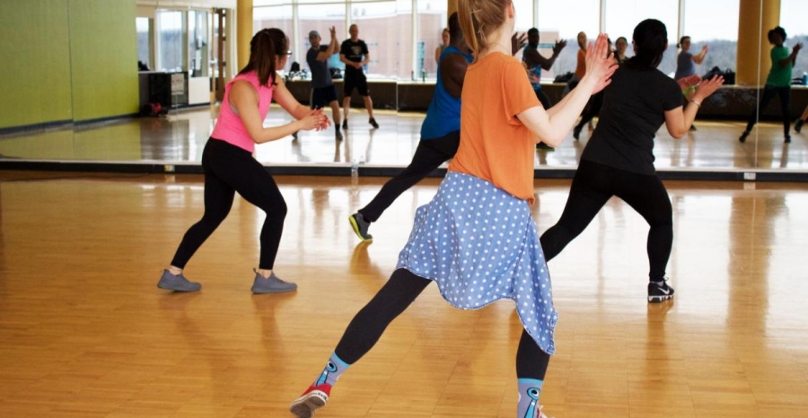 Hoe de aanwezigheid bij fitnesslessen te verhogen