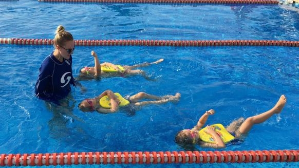 Gli elementi essenziali dei piani di lezione di nuoto