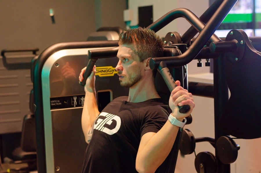 man working out at the gym