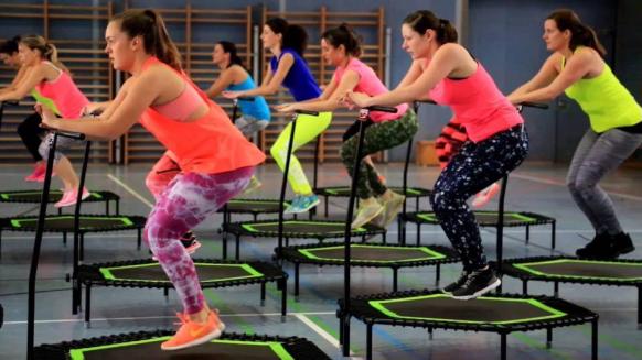 Perfect Gym Trampoline park design example of a fitness trampoline class 